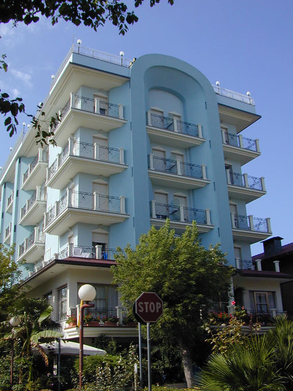 Hotel Atlantic Riviera Mare Мизано-Адриатико Экстерьер фото